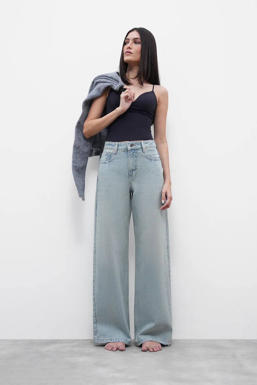 Light Mid Rise Jeans
