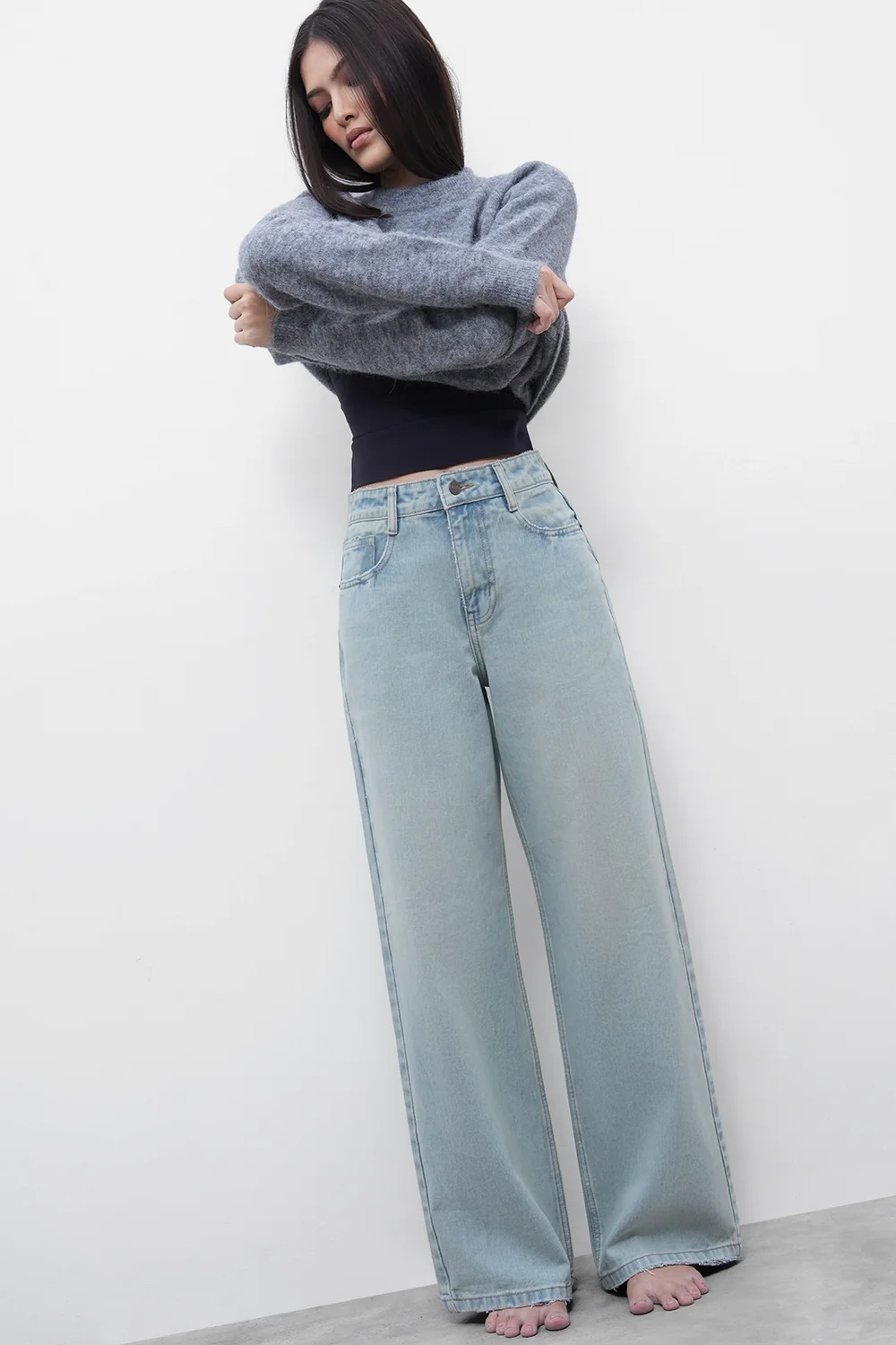 Light Mid Rise Jeans